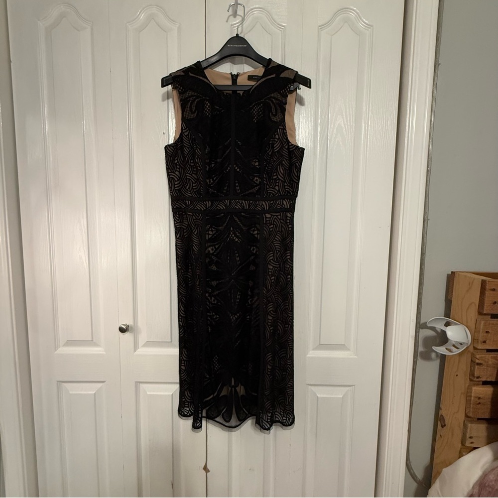BCBGMAXAZRIA Dariella Dress Women 12 Black Lace Sleeveless Cocktail BMN69E39-001
